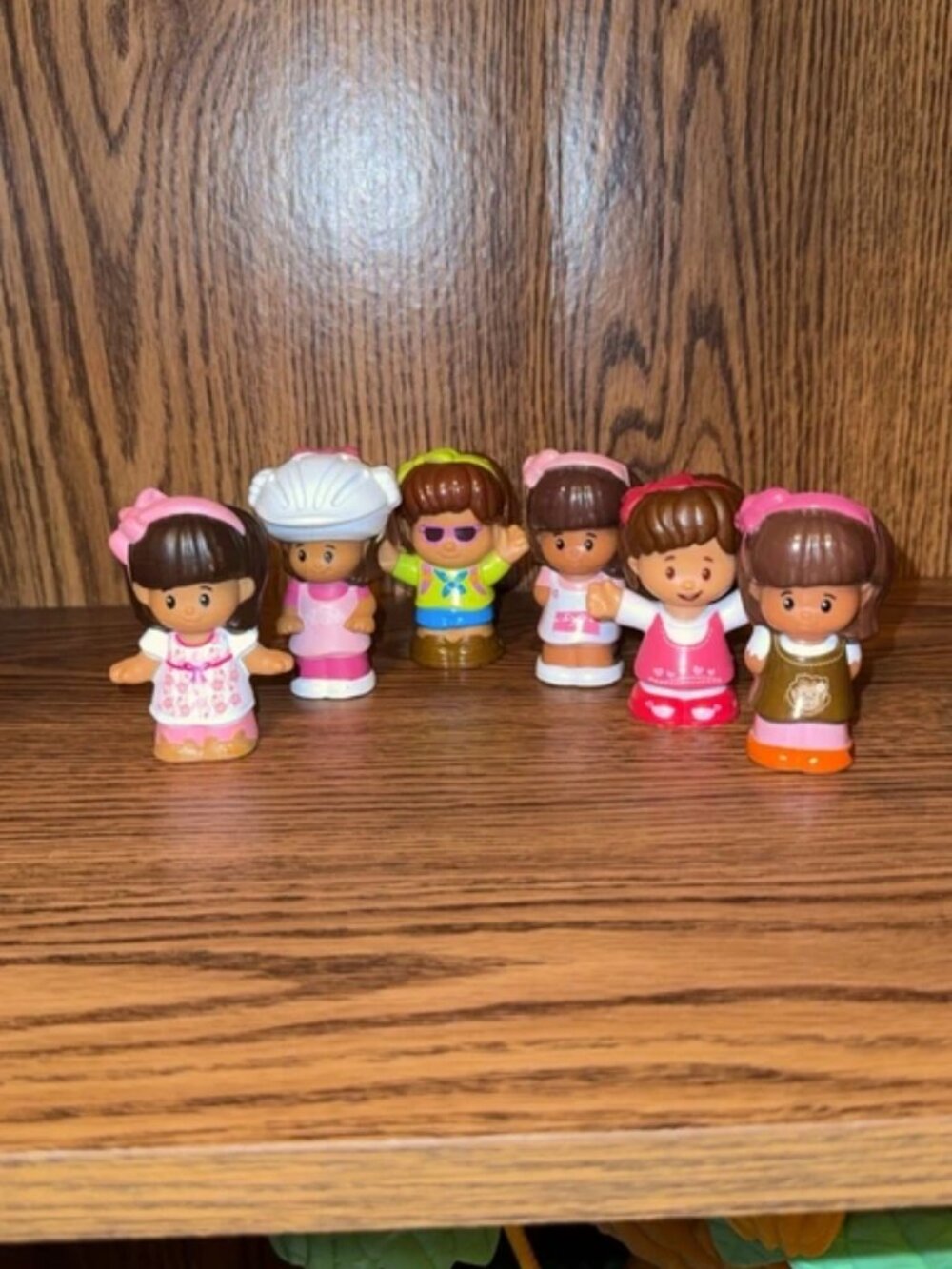 Little People Mia Set of 6